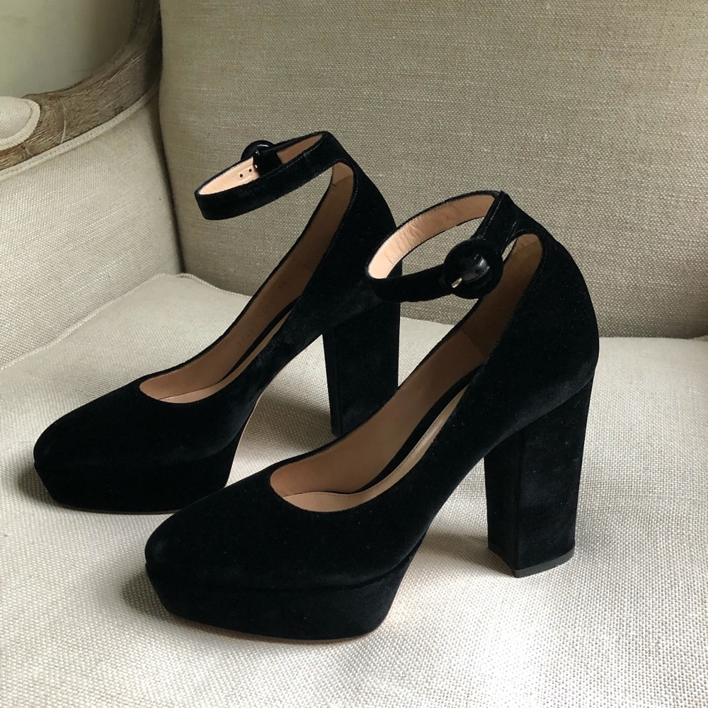Gianvito Rossi Pumps Platform Velvet Black Strap - Picture 3 of 8